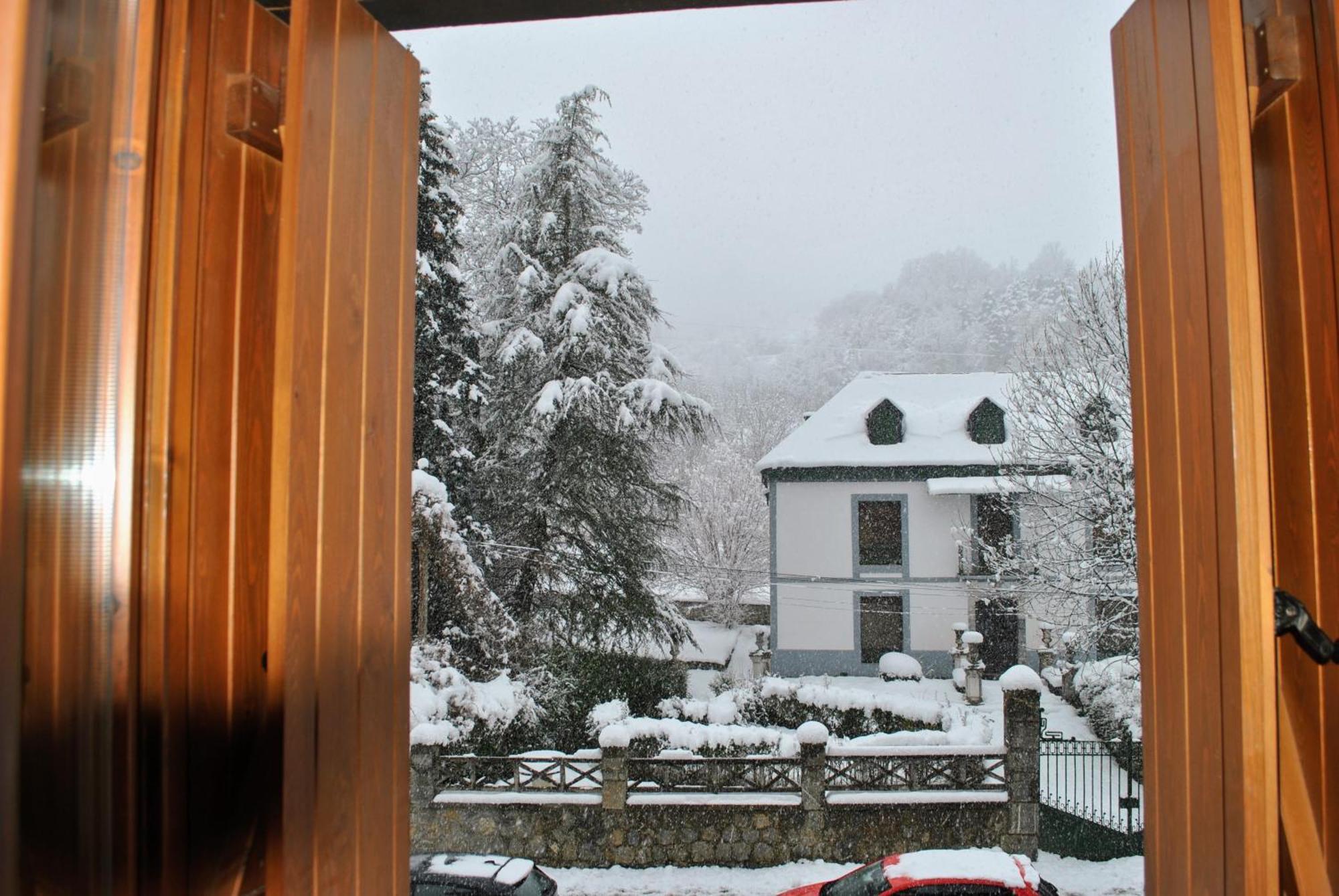 La Casa De La Montana Leilighet Escarrilla Eksteriør bilde